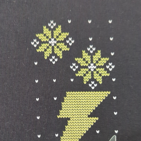 Pokemon Sweater With Pikachu Design, Color Black And Yellow, Size XXL - Picture 4 of 12